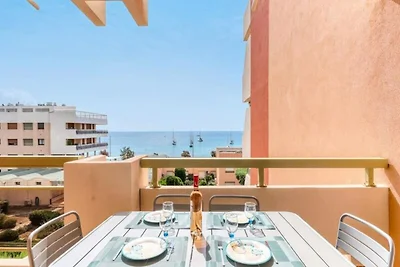 Apartment in Le Lavandou mit Meerblick