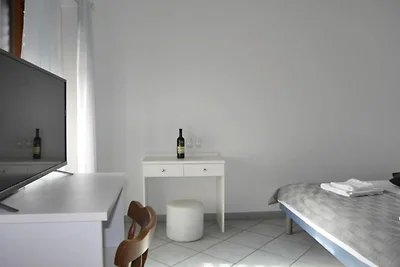 Dugi Rat Seaside Apartments - 2 Bedroom 3