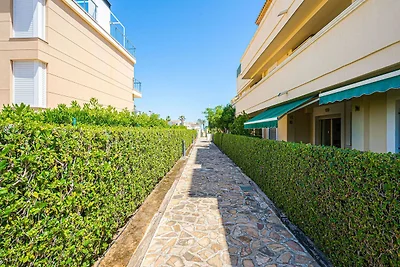 Wohnung mit Schwimmbad in Urb. Medina del Sol