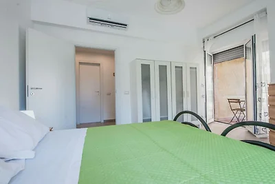 Wohnung in Catania mit Balkon und Parken