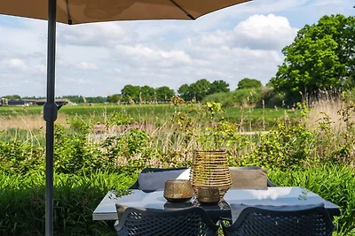 Bungalow mit Flussblick