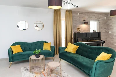 Scenic Elegant Trogir Villa with Pool - Five ...