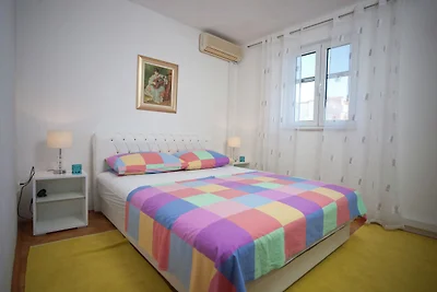 Pittoresca casa vacanze sulla spiaggia