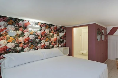 Atelier Apartments - Pink A - RS