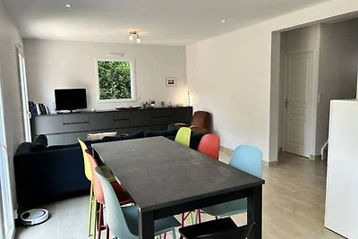 Haus in der Nähe des großen Strandes von...