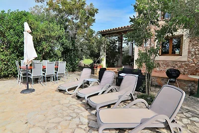 Haus in Buger mit privatem Pool und Garten