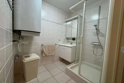 Moderne Unterkunft mit Balkon und Meerblick