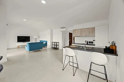 Bezauberndes Sommerapartment mit Meerblick