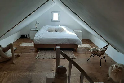 Agriturismo moderno e arredato con gusto in u...