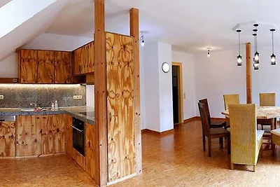 Appartamento su 2 piani in una villa con...
