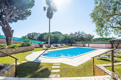 Ländliche Villa in Albufeira