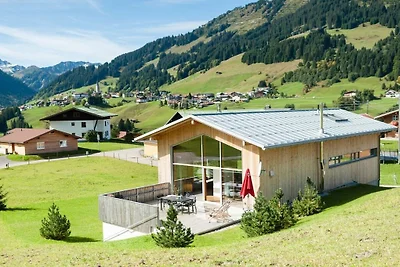 Ferienhaus in Mittelberg mit Sauna