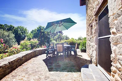Modernes Ferienhaus mit Garten