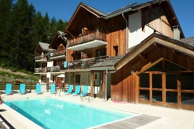 Ferienwohnung in Les Orres mit Pool und Sauna
