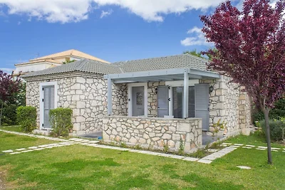 Villa vicino al mare ad Agrilia