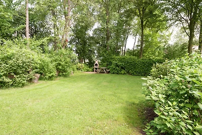 Villa mit großem Garten bei Heeten