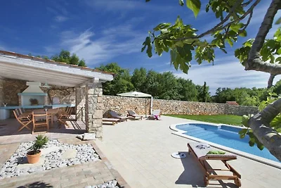 Villa in Koromačno mit Schwimmbecken