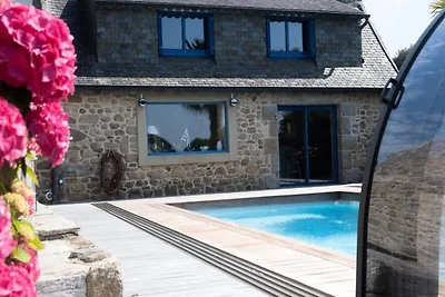 Ty goas treiz · Ty Goas Treiz Piscina e vista