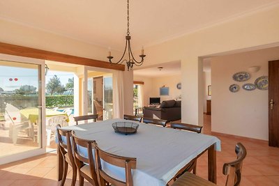 Geräumige Villa in Albufeira mit Grill