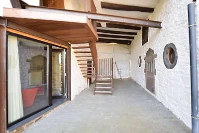 Modern und komfortabel eingerichtete Wohnung