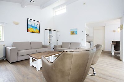 Neu gestaltetes Ferienhaus mit 2 Badezimmern ...