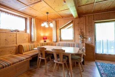 Chalet in Mayrhofen nahe Skipisten