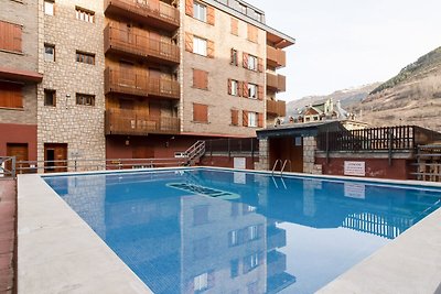 Appartamento tranquillo a Vielha con piscina