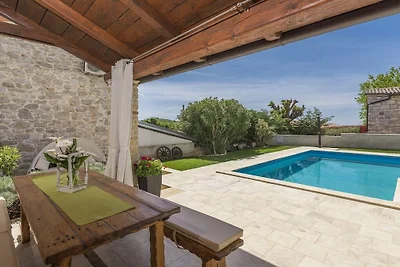 Ferienhaus in Porec mit Schwimmbecken