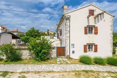 Villa in Rakalj mit Schwimmbecken