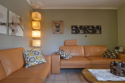 Schönes Ferienhaus in Ondenval mit Sauna