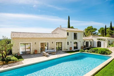 Villa met zwembad vlakbij Golf de Manville