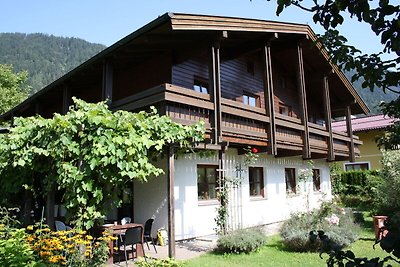 Geräumige Villa am See in Goldegg