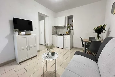 Apartmani Vela Makarska - Studio With Garden...