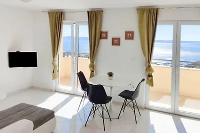 Ferienhaus am Meer mit Pool