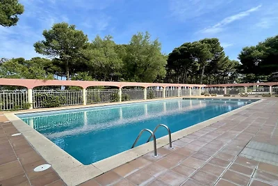 Appartement Salles Beach voor vijf personen