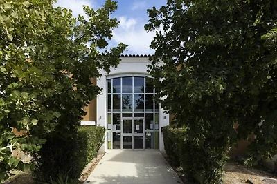 Appartement in Puyricard met Zwembad &...