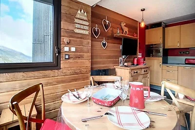 Apartment in Les Menuires mit Skizugang