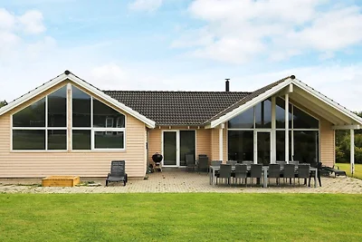 16 Personen Ferienhaus in Tisvildeleje