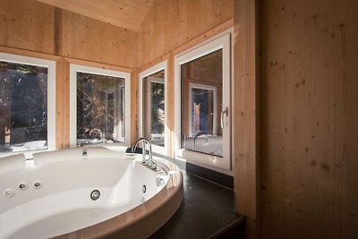 Gemütliches Chalet mit Whirlpool
