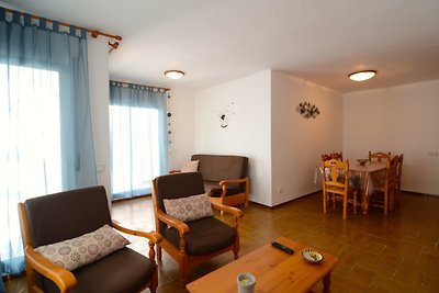 Apartment in Lescala mit Balkon