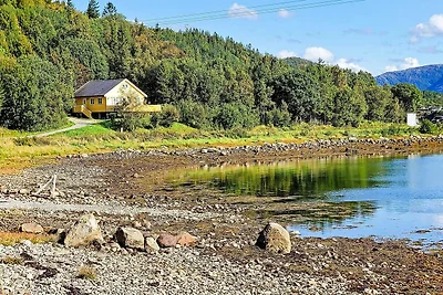 6 Personen Ferienhaus in Naustbukta-By Traum