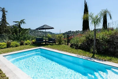 Villa mit Swimmingpool, Sauna, Fitness,...