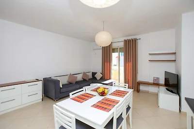 Wohnung in Vlorë am Sandstrand