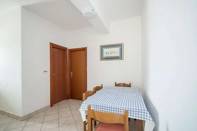Apartments Neva- Two Bedroom Apartment with B...