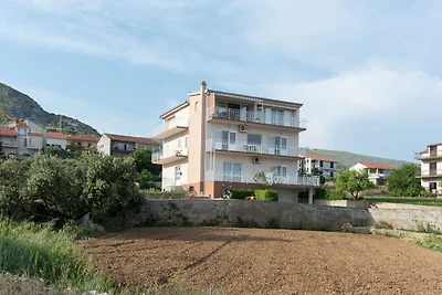 Moderne Ferienwohnung in Seget Donji mit...