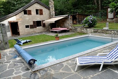 Typical, Romantic Tessiner Cottage