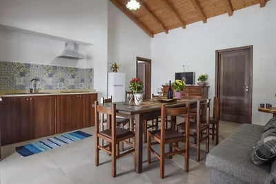 Elegante Villa mit Pool am Fuße des Ätna