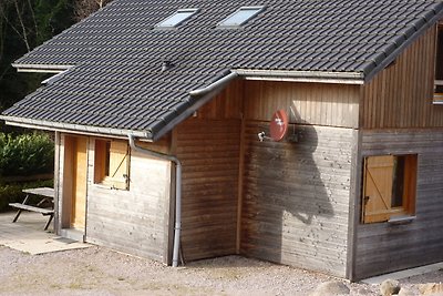 Accogliente chalet con vista sulla campagna