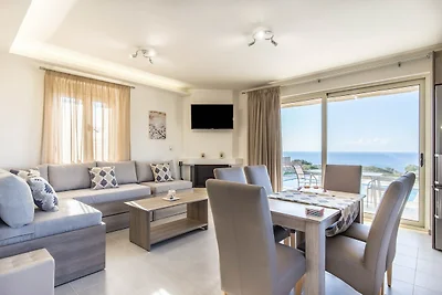 Villa a Triopetra con Piscina & Vista