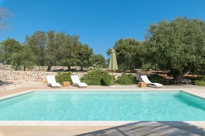 Villa in Ostuni mit Schwimmbecken